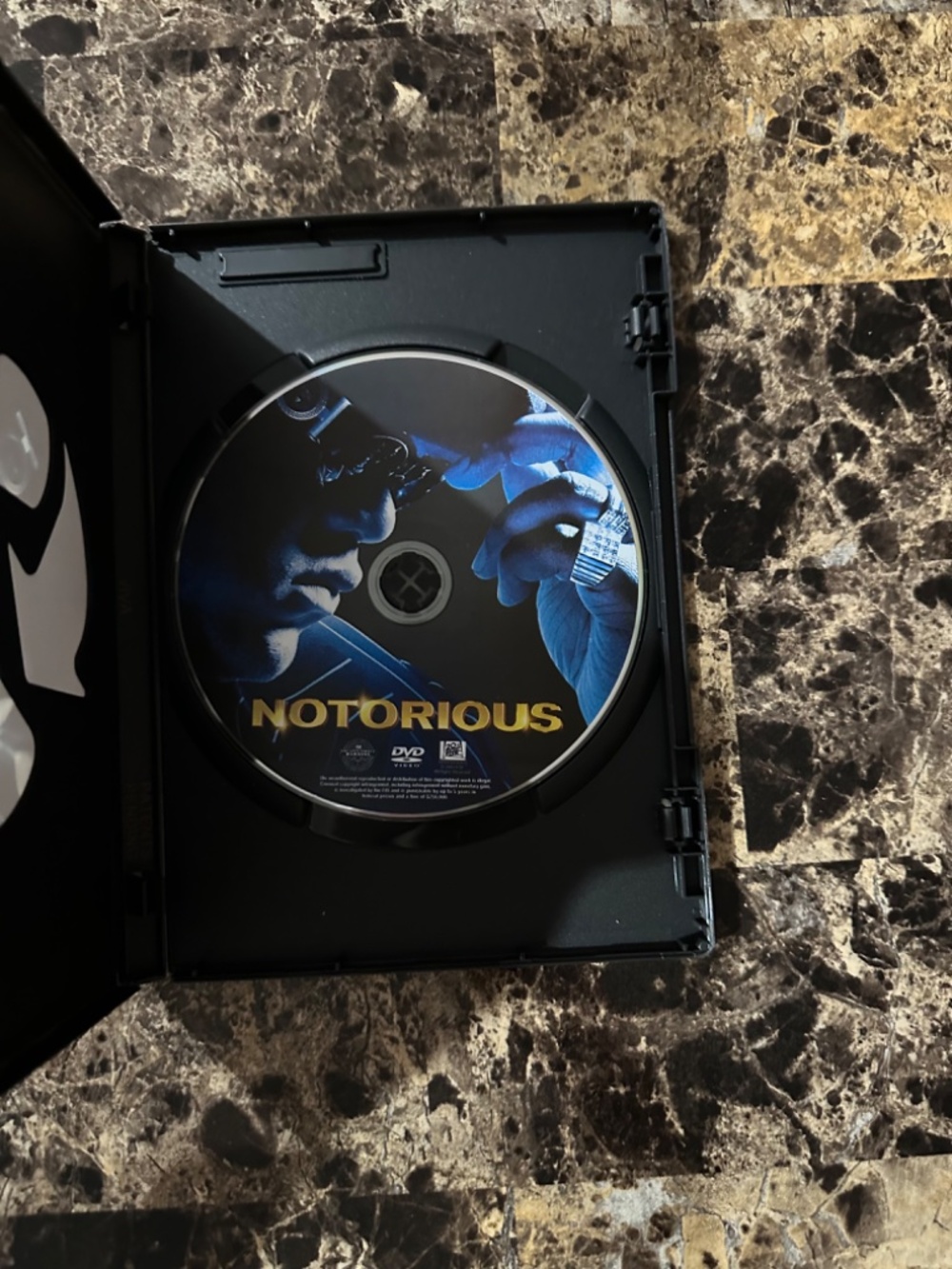 Notorious DVD - Picture 2 of 3